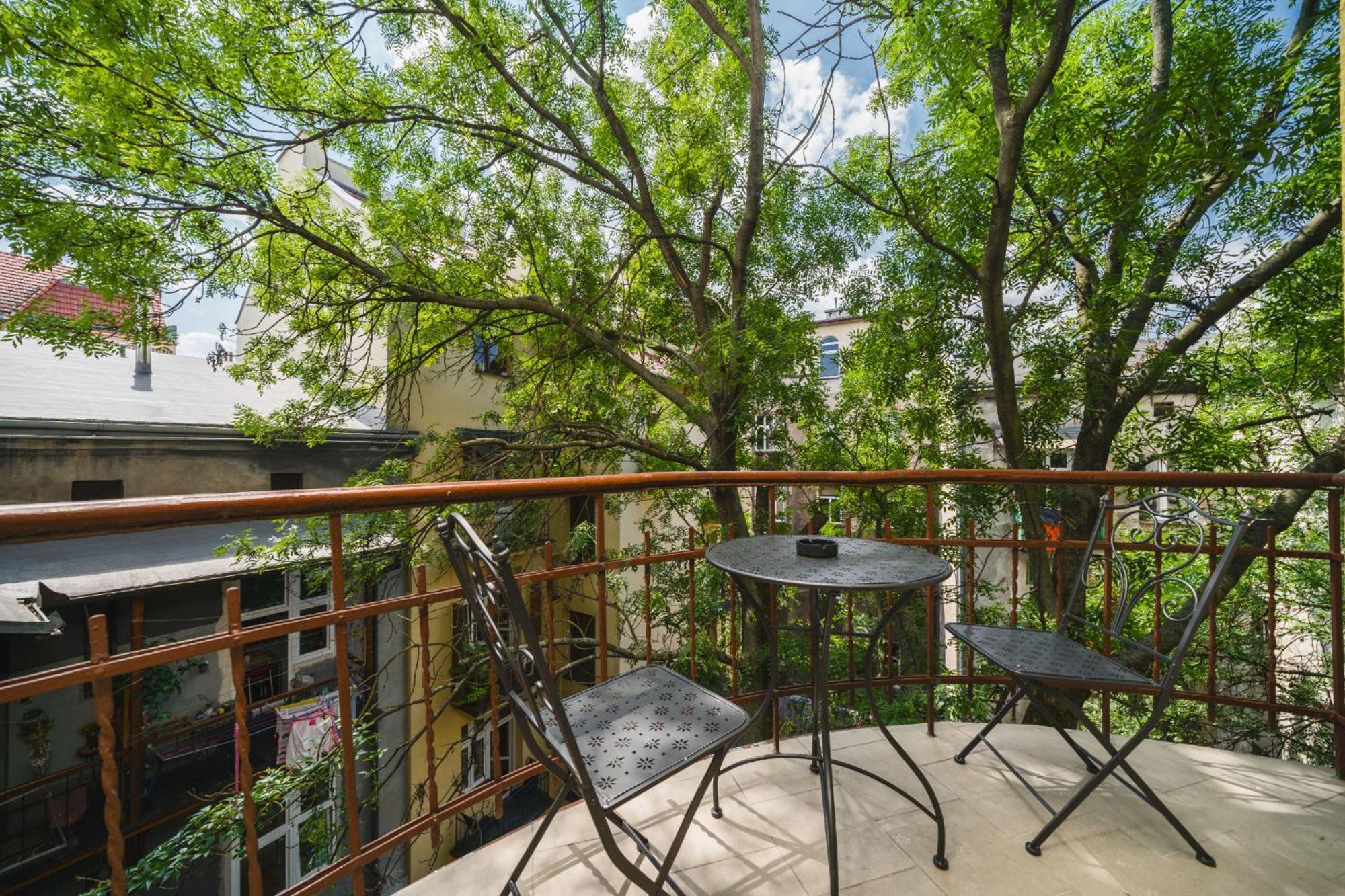 Modern Urban Escape - Old Town Apartment - By Upstairs Krakau Exterior foto